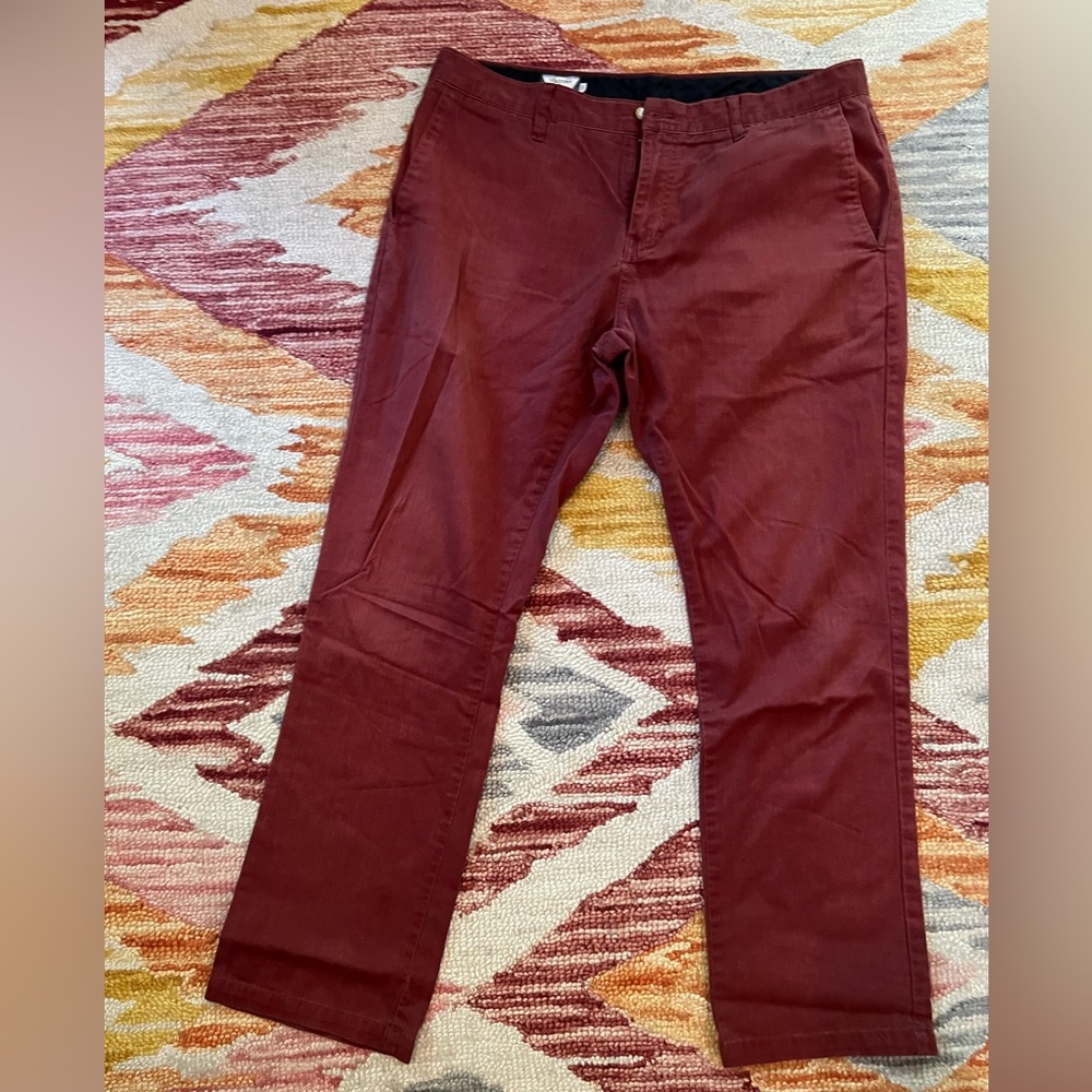 Volcom Burgundy Pants Size 38